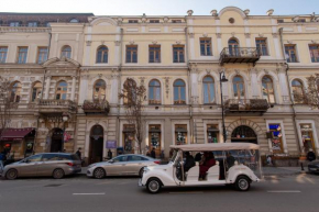 Mardzhanov Apartments, Block 108